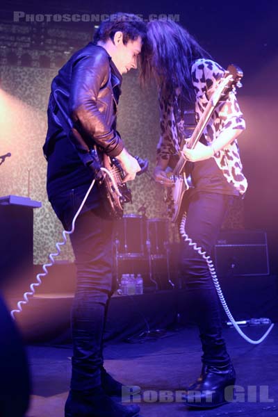 THE KILLS - 2011-11-13 - PARIS - Olympia - Alison Nicole Mosshart - James William Hince